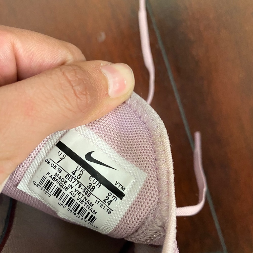 Pink Nike air 270’s - Picture 4 of 4